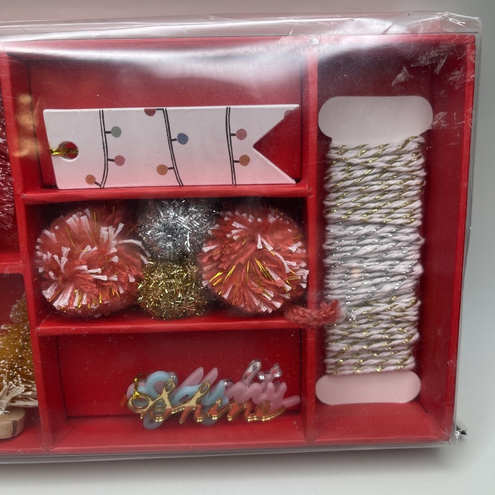 Anthropologie George Viv‎ Christmas Gift Tags Wrap Bottle Brush Toppers Set Box - Picture 3 of 4